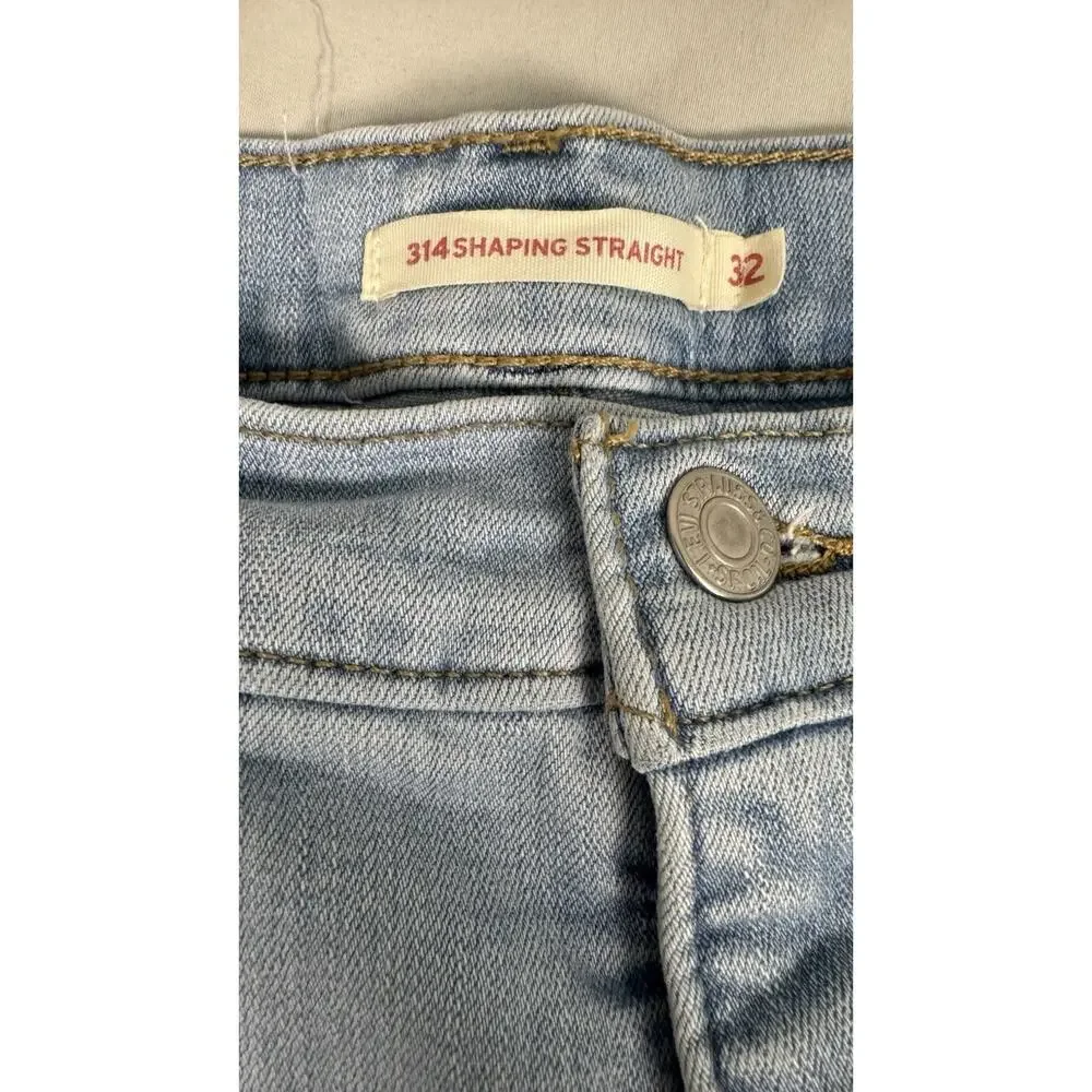 Levi’s 314 Shaping Straight Jeans Women’s W32 L32 Light Wash Stretch Denim